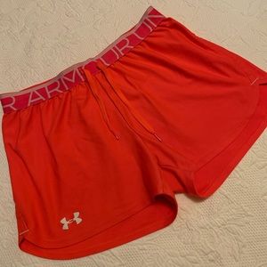 Under Armour Shorts || Size S